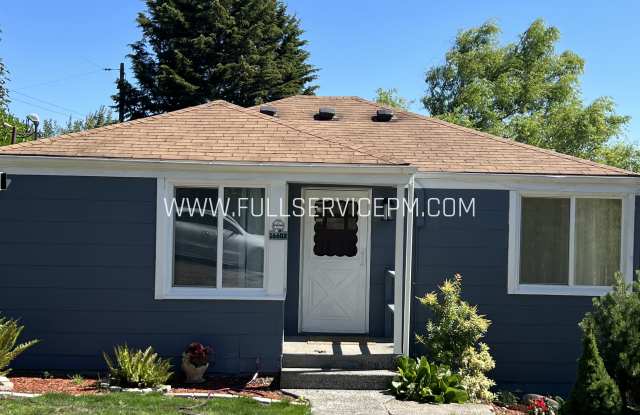 16602 10th Ave SW - 16602 10th Avenue Southwest, Burien, WA 98166