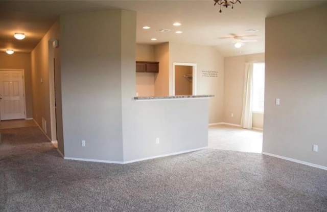 2316 Bradford Circle Gallery 4