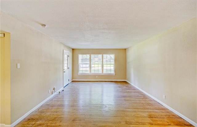 6912 Kirkwood Road Gallery 4