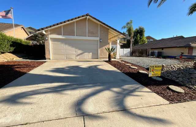 Cottonwood Estate 4 Bedroom Ranch Home - 1863 Donahue Drive, Rancho San Diego, CA 92019