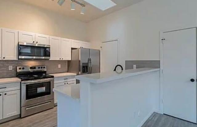 6610 E UNIVERSITY Drive photos photos