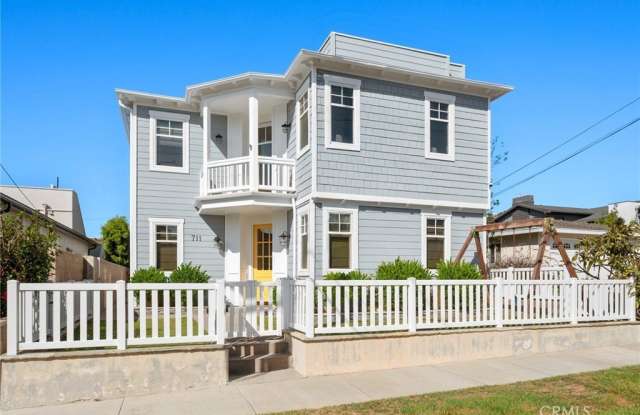 711 30th Street - 711 30th Street, Hermosa Beach, CA 90254