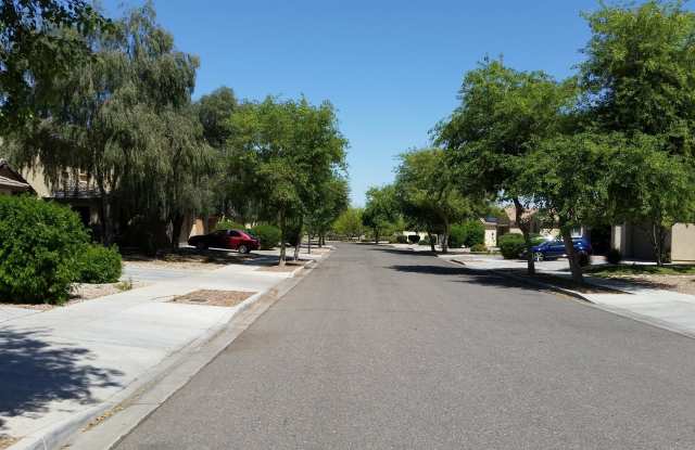 14096 W LARKSPUR Drive Gallery 2