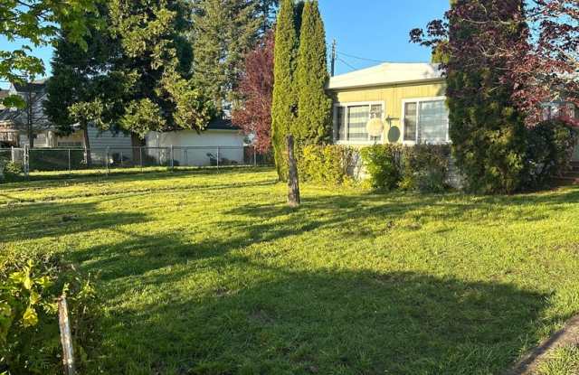 9235 Helmick Rd photos photos