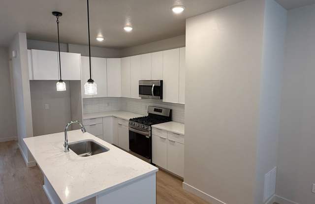 Half off first months rent - Beautiful townhome, construction just completed, 2 car garage, central air - 1166 North Clifton Drive, North Salt Lake, UT 84054