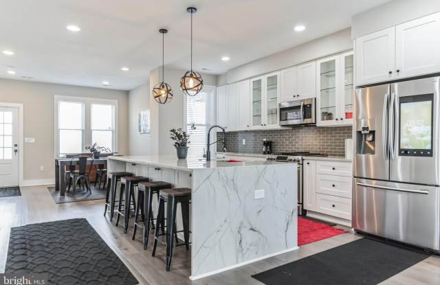 805 JEFFERSON Street NW photos photos