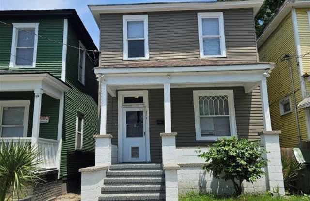 714 W 38th Street photos photos
