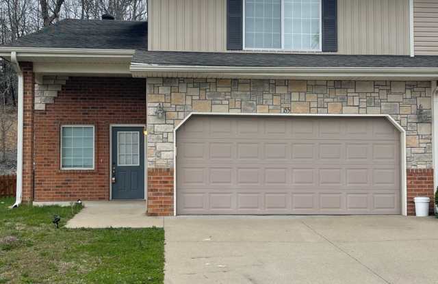 Available November 22nd - 155 Hickory Ridge Drive, St. Robert, MO 65584