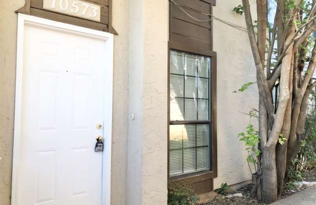 10573 Starcrest Dr Gallery 2