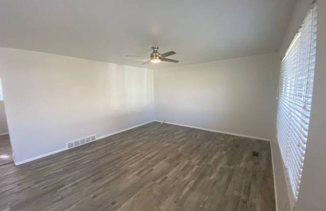 826 E 9630 S Gallery 3