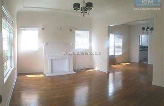 347-5 N. Stanley Avenue Gallery 4