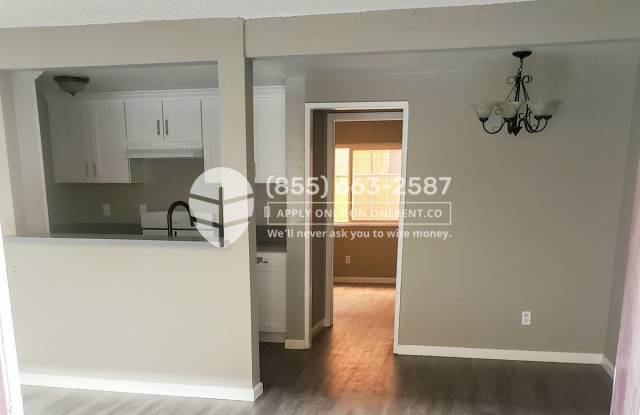 15847 Saticoy Street Unit 5 Gallery 4