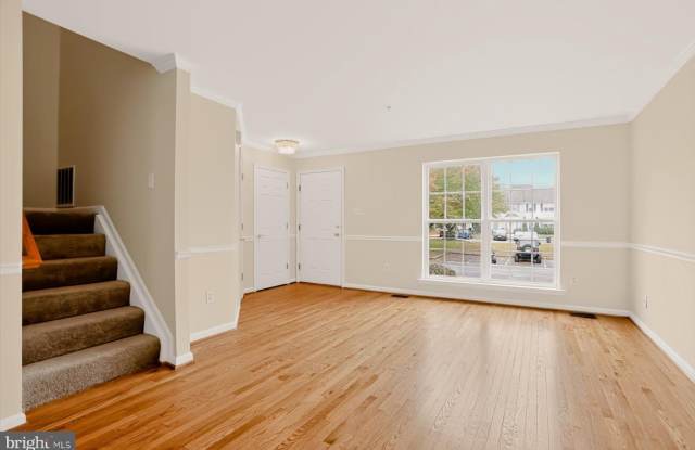 706 SHALLOW RIDGE Court Gallery 4