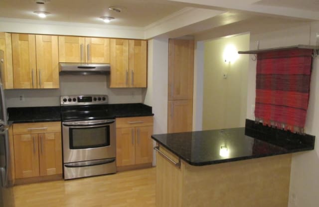 7721 Tremayne pl - 7721 Tremayne Place, Tysons Corner, VA 22102