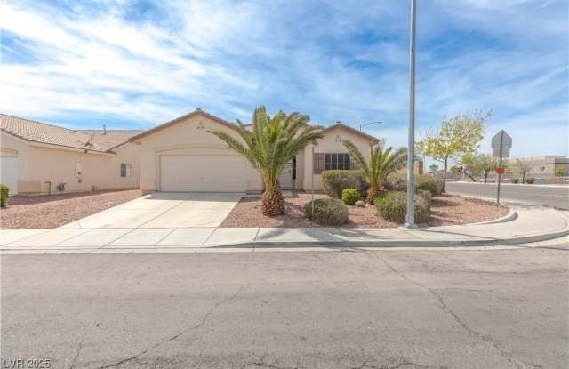 4741 Goldfield Street photos photos