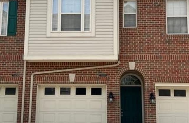 39656 ROCKCREST Lane - 39656 Rockcrest Lane, Wayne County, MI 48168