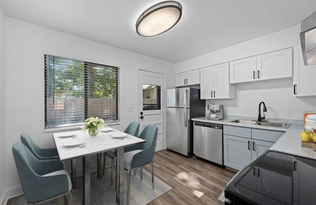 Amazing! Renovated Apartments- Must See! Great Location in Wheatridge photos photos