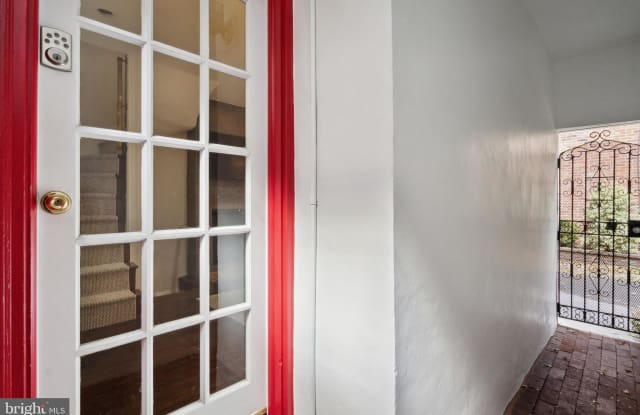 2126 TRYON STREET Gallery 3