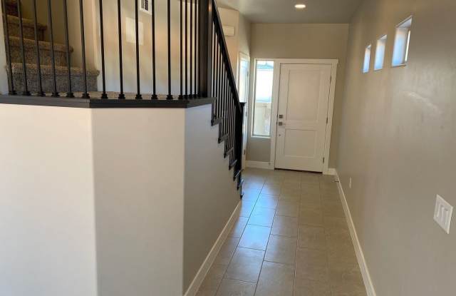 Red Mountain Vista Town Home Gallery 2