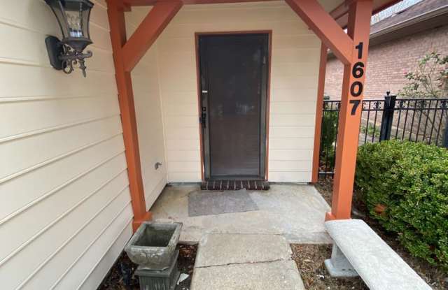 Home for rent in Montgomery!!! COMING SOON! Gallery 4