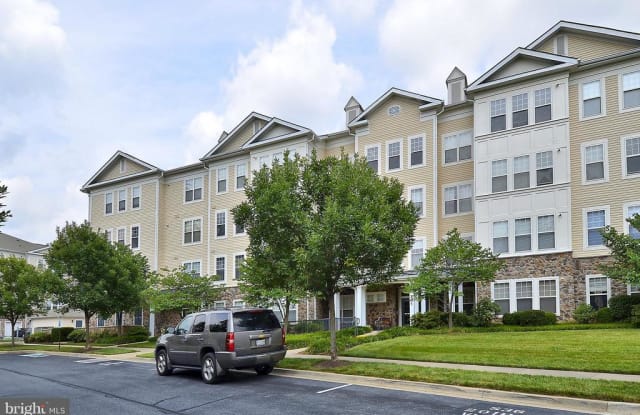 201 HIGH GABLES DR #105 - 201 High Gables Drive, Gaithersburg, MD 20878
