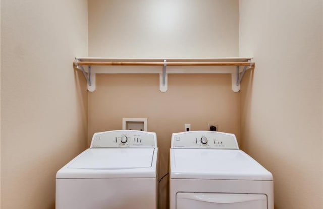 204  W Mockingbird LN - 204 West Mockingbird Lane, Austin, TX 78745