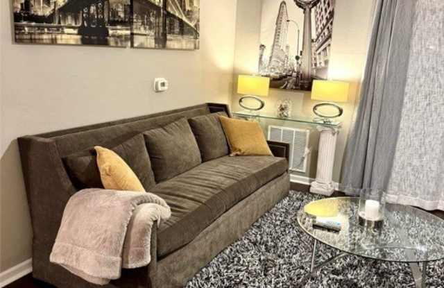 9600 Links Way Gallery 3