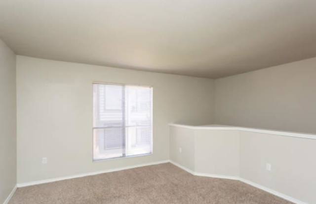 9264 N Plaza Gallery 3