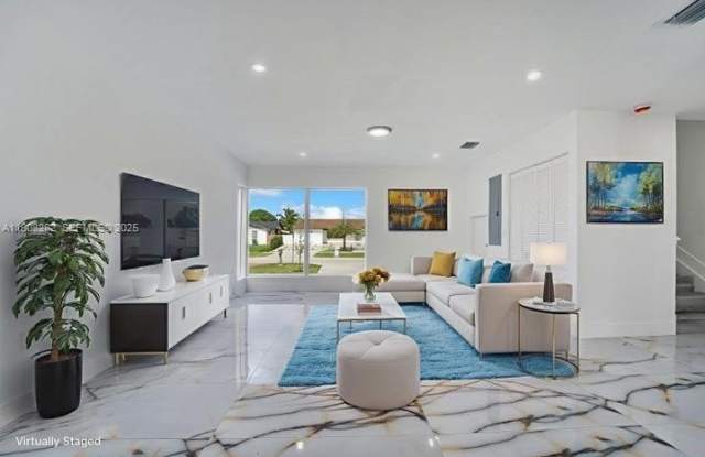 16315 SW 107th Ave photos photos