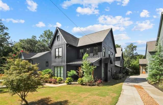 1241 BRIDGES Avenue SW Gallery 2