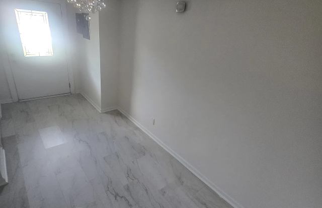 36 Maple Ct Gallery 4