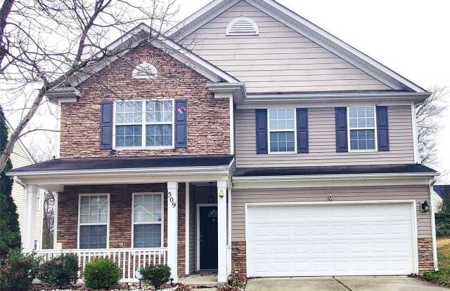509 Wrayhill Drive - 509 Wrayhill Drive, Charlotte, NC 28262