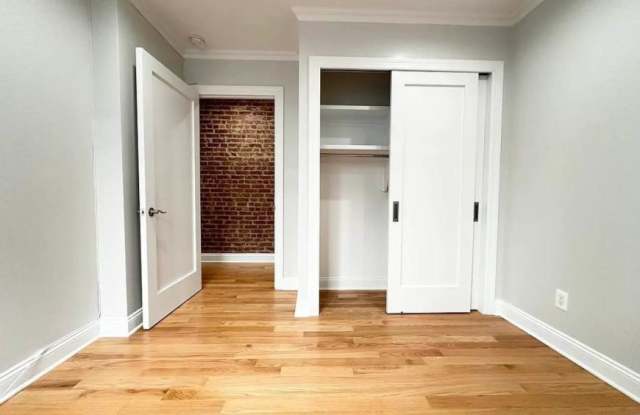 125 Sherman Avenue Gallery 4