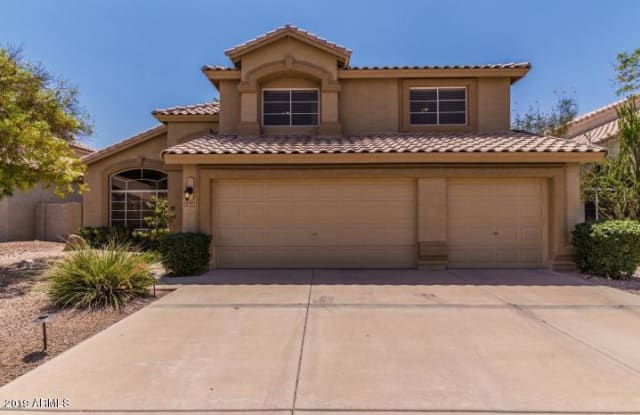 1335 E THISTLE LANDING Drive - 1335 East Thistle Landing Drive, Phoenix, AZ 85048