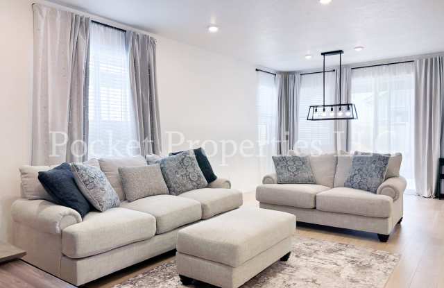 577 West Norwich Street photos photos