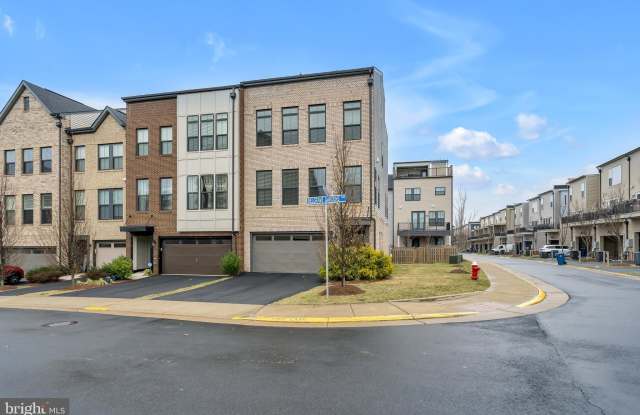 42281 BELGRAVE GARDENS - 42281 Belgrave Gardens Terrace, Brambleton, VA 20148