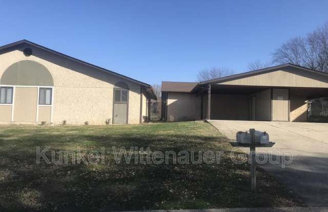 19 Twin Oaks photos photos