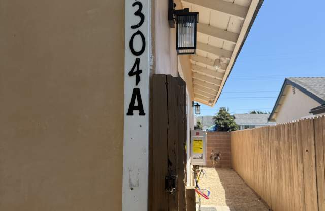 1304 W Nectarine Ave # A photos photos