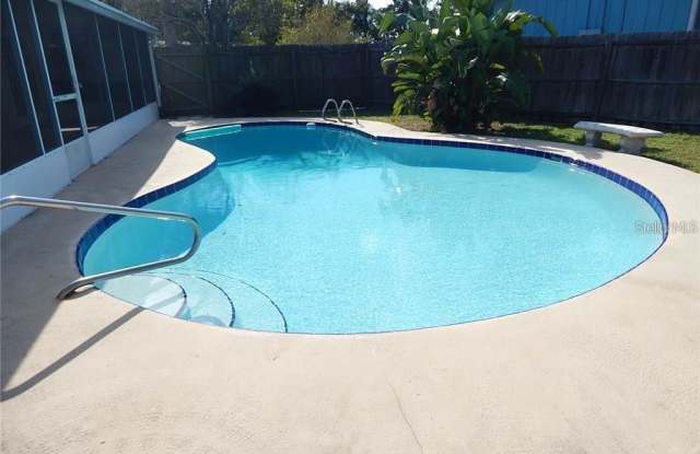 1014 WHITEWOOD DRIVE Gallery 3