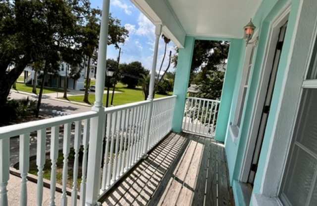 Biloxi 2 Bedroom Gallery 4