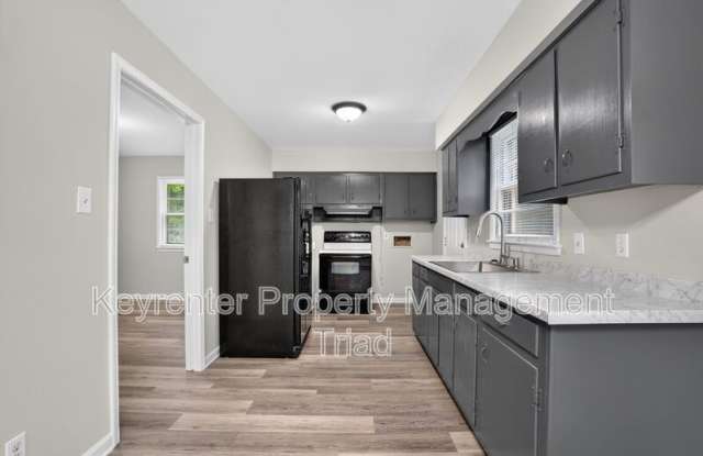 300 Martingale Drive Gallery 2