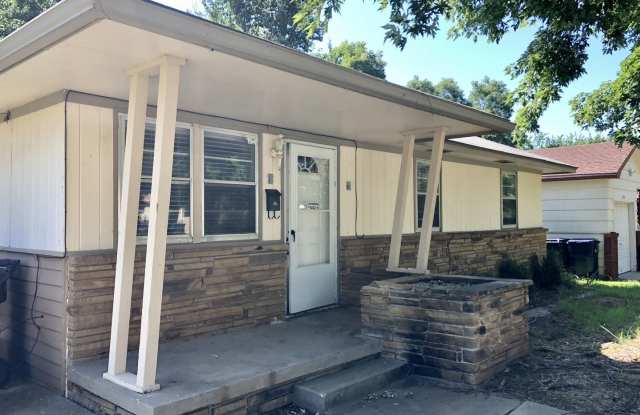 3004 N Geraldine Avenue Gallery 2