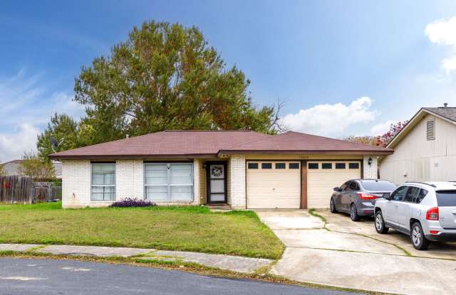 **APPLICATION RECEIVED** *COMING SOON!* 3 Bedroom 2 Bath Home Near Brooks City Base! photos photos