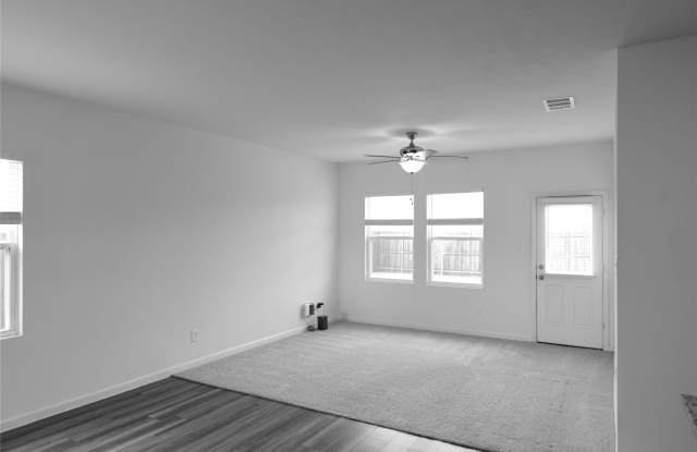 833 Lexington Lane Gallery 3