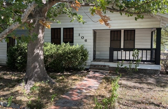 106 SOUTH ST - 106 South Street, Converse, TX 78109