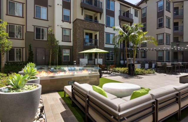 Avalon Glendora Gallery 4