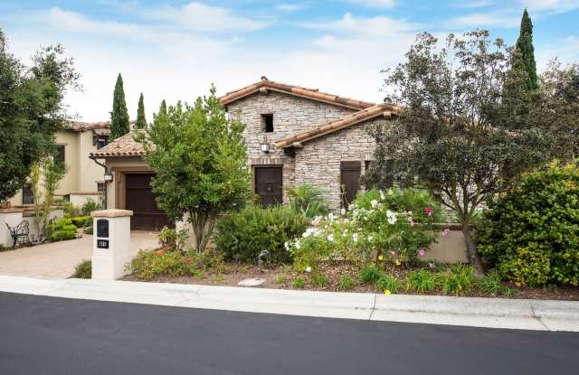 Luxurious Tuscan Villa - 3/3.5 Includes Private Casita in Goleta Bluffs! photos photos