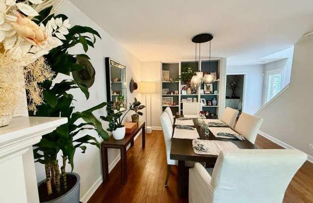 747 West Dickens Avenue photos photos