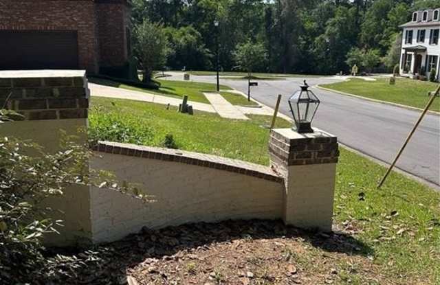 5488 Hilltop Drive S Gallery 3