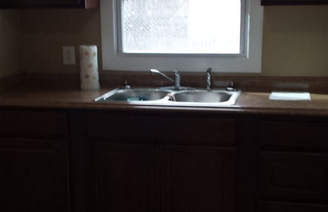 64 E Colgate Ave - 64 East Colgate Avenue, Pontiac, MI 48340